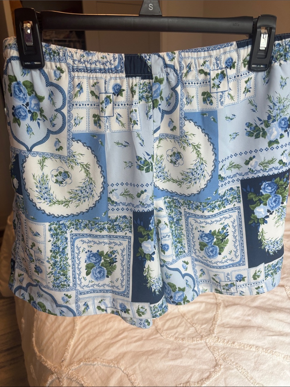 Abercrombie Blue Floral Patchwork Pull-On Shorts